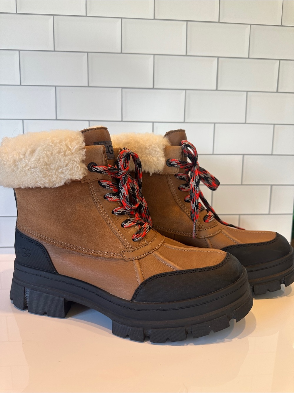 UGG Chestnut Leather Shearling-Trim Lace-Up Winter Boots- Never worn - Picture 2 of 4
